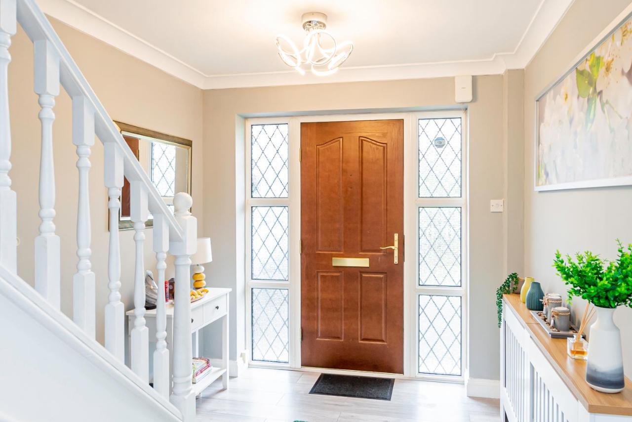 Stunning Place, Close To Windsor & Heathrow & Private Parking Burnham  Exteriör bild
